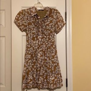 Half sleeve tan, maroon and white floral dress